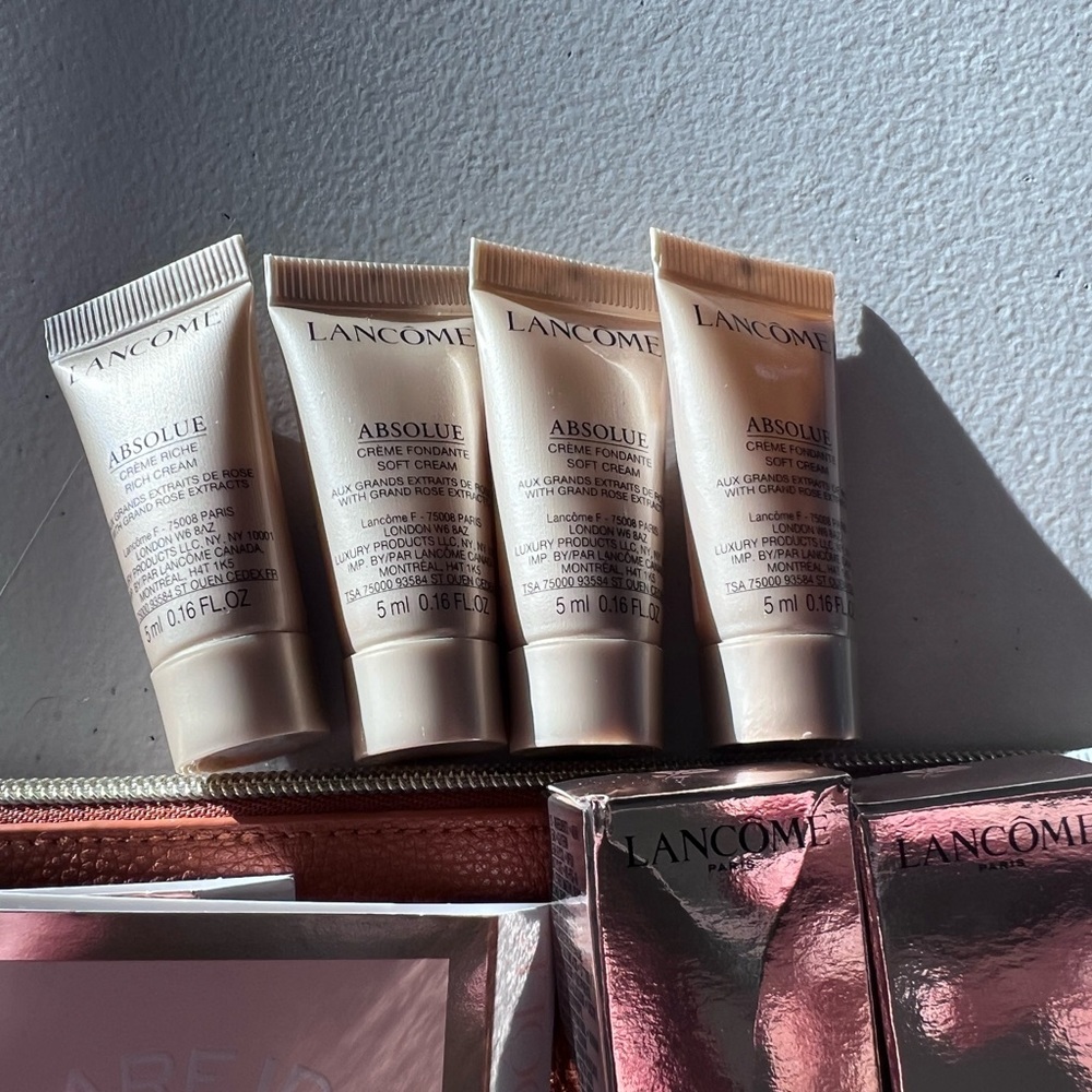 Lancome Skincare and Fragrance Set with Pink and Blue Accents - Picture 4 of 4